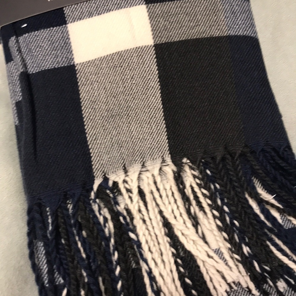 plush-apparel ULTRA SOFT FLEECE PLAID SCARF - Picture 5 of 8